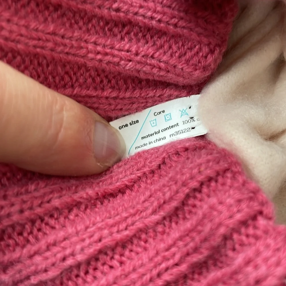 Tru Fit Pink Fleece Lined Knit Winter Hat with Pom